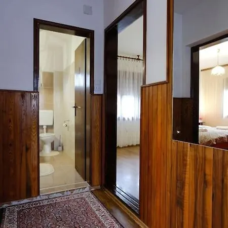 Holiday home The Cosmic Gate 3 *